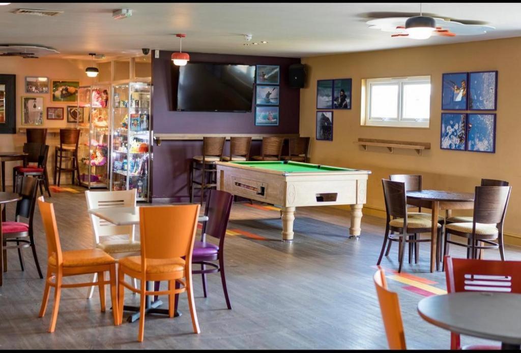 Moonstone Lymington Hotel Leysdown on Sea Bagian luar foto